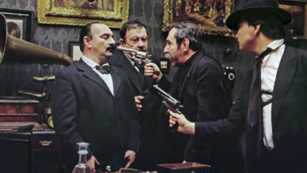 Маратонци опет трче почасни круг у Кинотеци